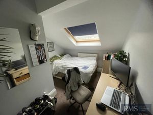 Photo 3- click for photo gallery